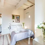 Apartment In With Cathedral Views Lucca